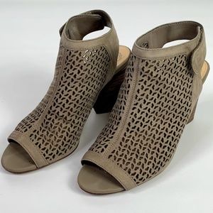 Vince Camuto Dastana Gray Perf Leather High Heel